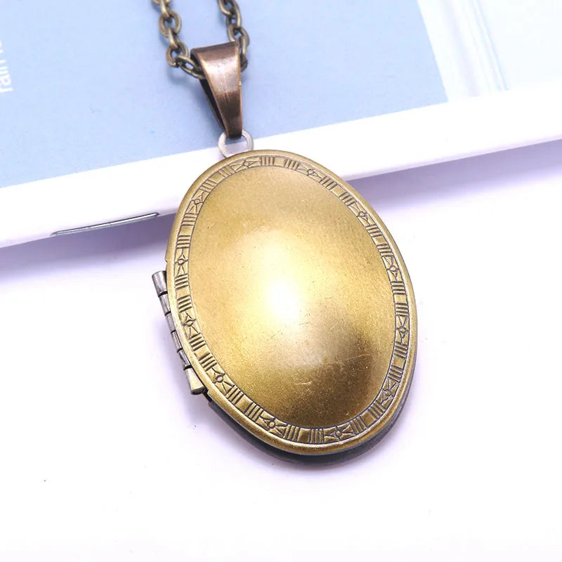 Copper Color Love Heart Locket Pendants for Women Men Openable Photo Frame Glossy Family Pet Picture Necklace Family Love Gift
