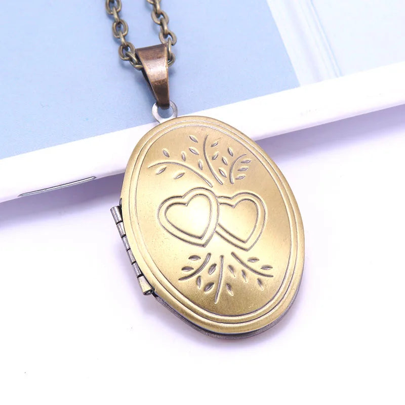 Copper Color Love Heart Locket Pendants for Women Men Openable Photo Frame Glossy Family Pet Picture Necklace Family Love Gift