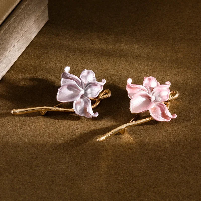 Luxury Enamel Lotus Flower Brooches for Women Men Suit Coat Dress Jewelry Pins Wedding Party Corsage Accessories